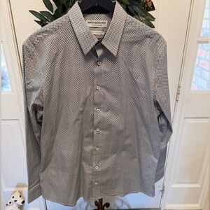 NWOT Nick Graham Everywhere Traveler Collection Modern Fit Button Down Shirt L